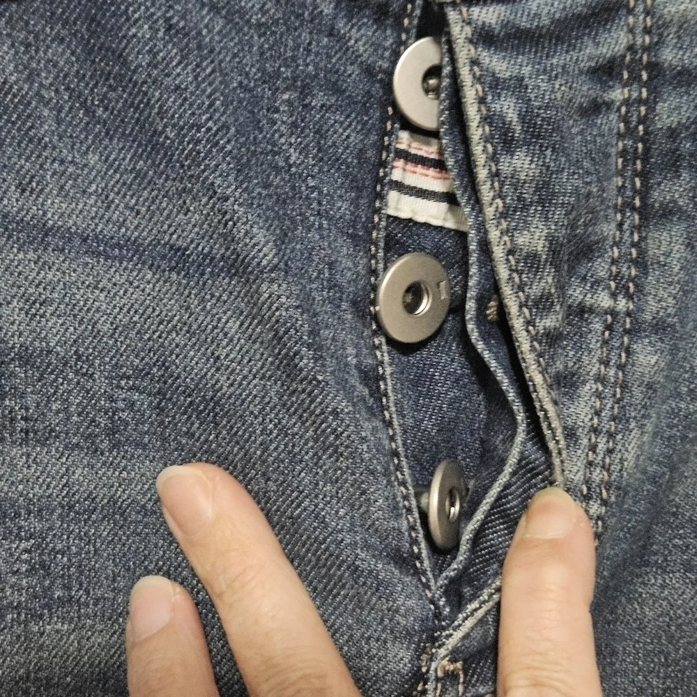 Anthropologie Pilcro and Letterpress flare sequence jeans size 29P